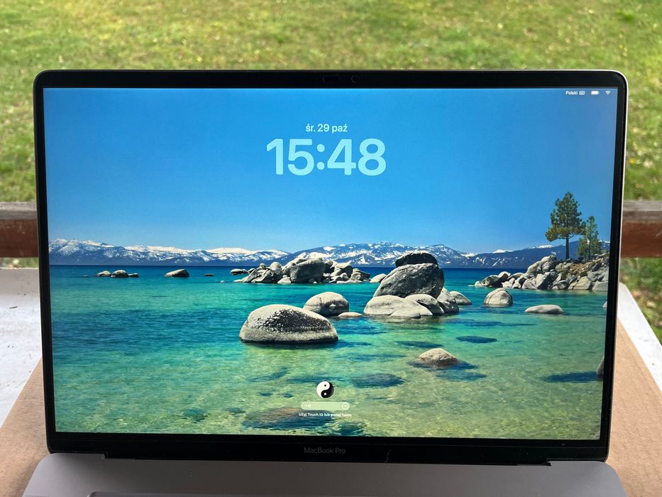 MacBook Pro 16” (2019) – i7 / 32GB RAM / 1 TB SSD