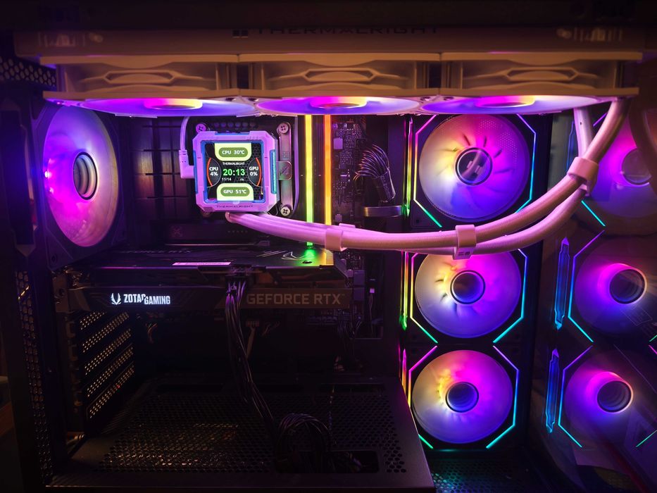 Gaming PC com AIO Water Cooling CPU -  como novo