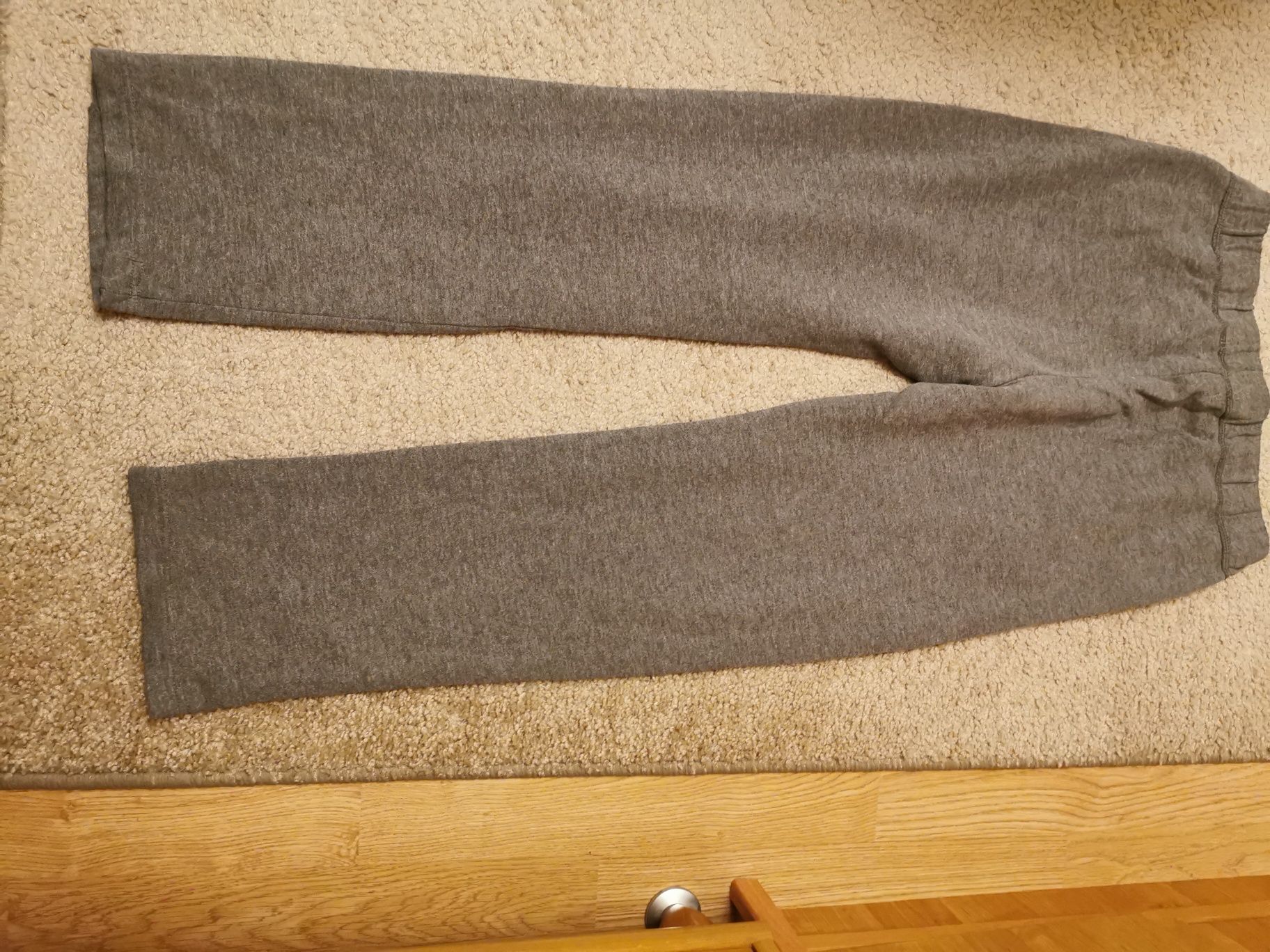 Dres, spodnie dresowe M/L