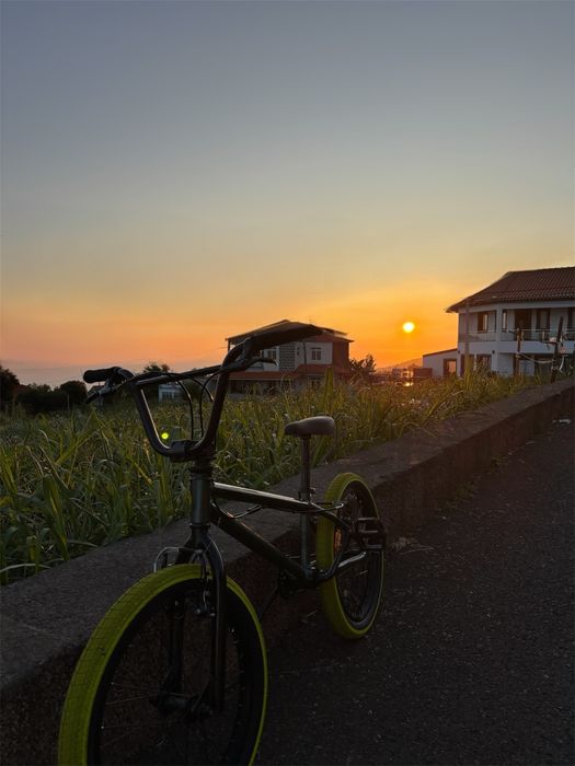 Bicicleta BMX WIPE 500 20' BTWIN