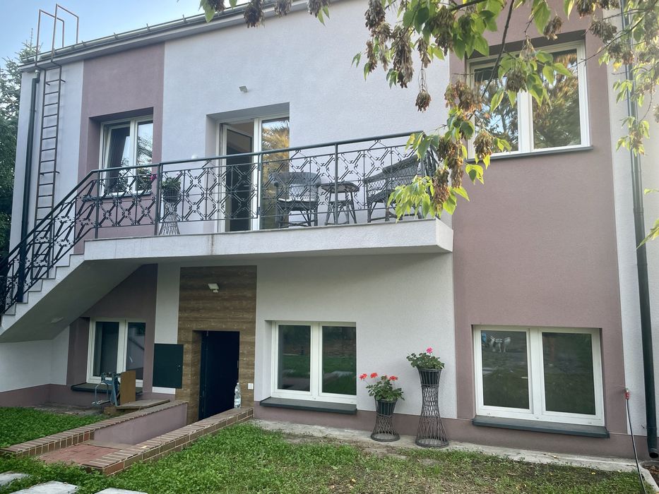 Na wynajem: budynek na działalność gospodarczą – Wawer, 120 m²