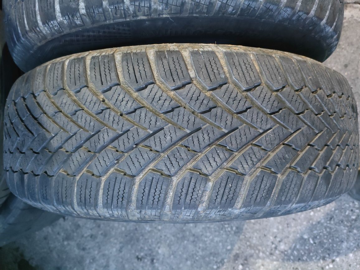 Pneus 195/65 R15 semi-novos