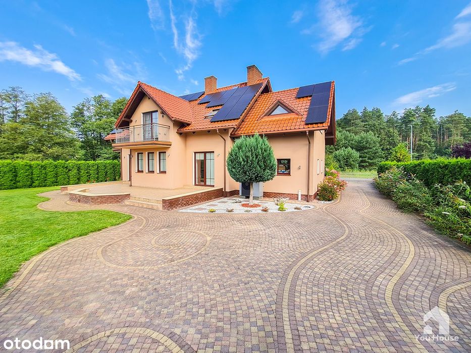 Dom w wysokim standardzie i świetnej lokalizacji !