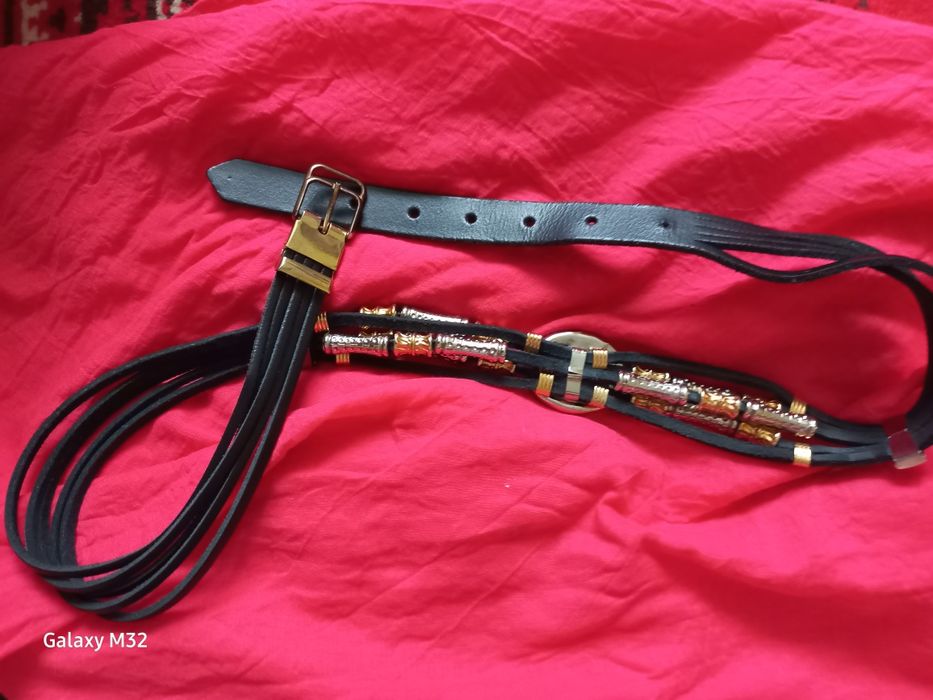 Шкіряний жіночий ремінь