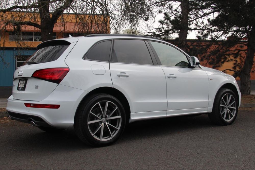 Разборка Audi Q5 8R 09-16 запчасти детали разборка шрот авторазборка
