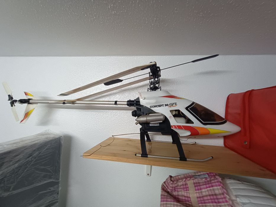 Helicóptero Kyosho Concept 30 SR novo