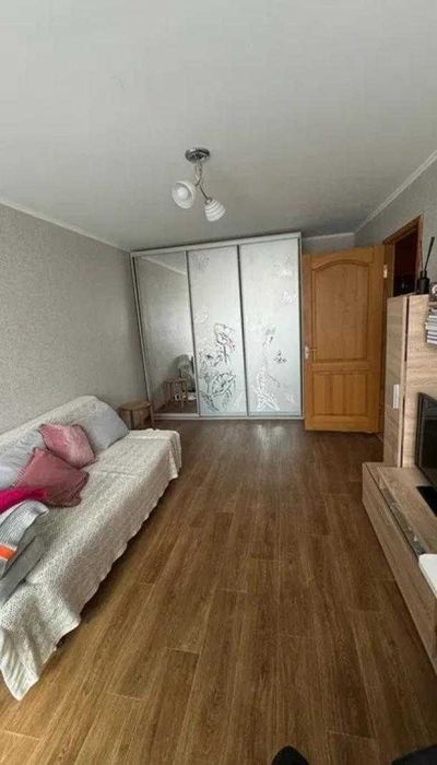Продам 1к. кв. в пешей доступности от м. Холодная Гора, Рост