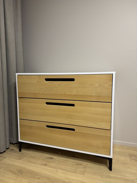 Стильний сучасний комод без дефектів