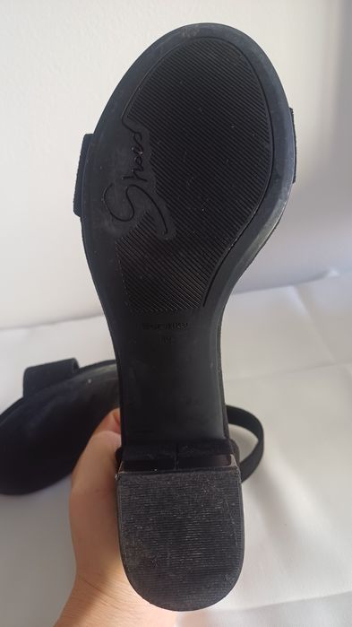 Sandálias da bershka- 40