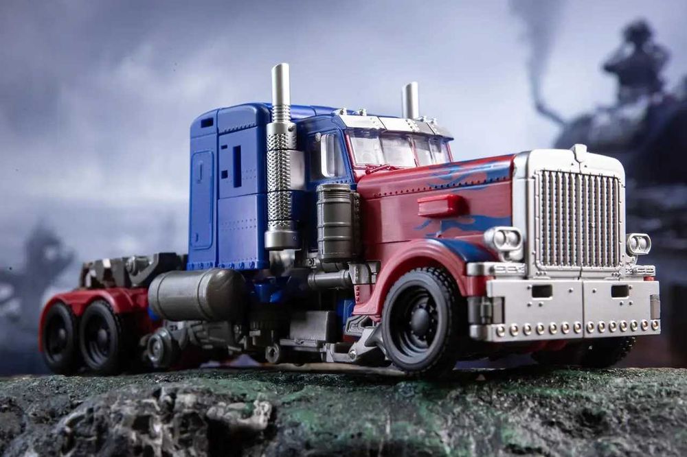 Робот-трансформер Оптімус Прайм 17,5 см з кінофільму Трансформери