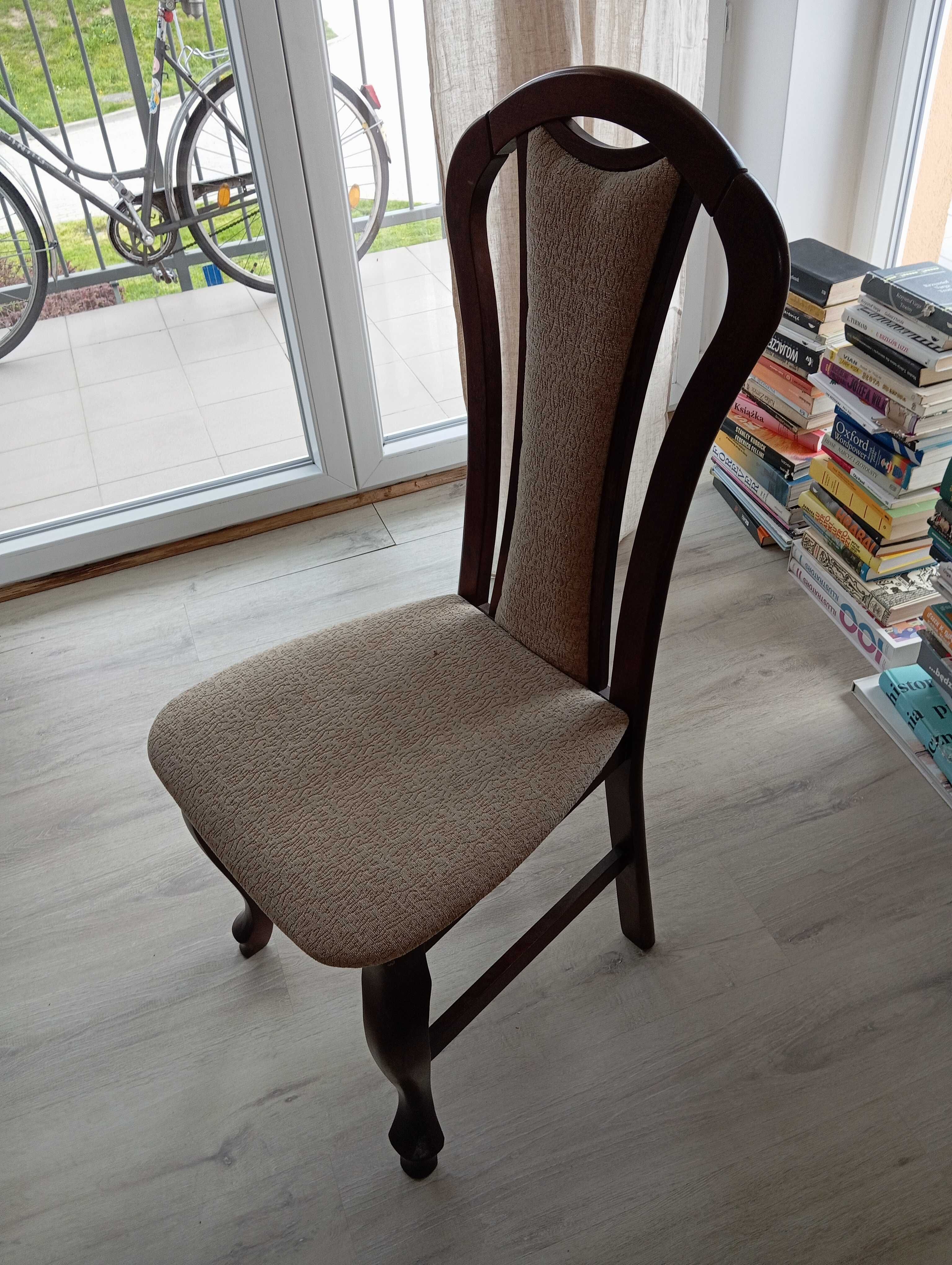 Krzesło ROYAL KST-31 z litego drewna, z małym otarciem