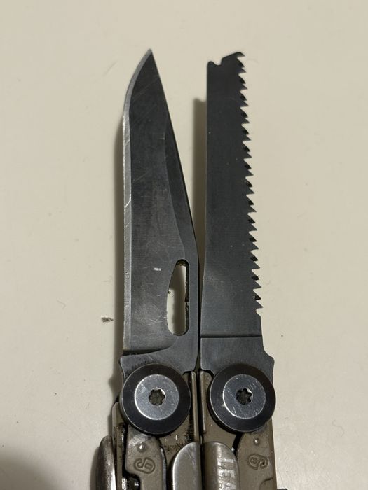 Learherman signal coyote
