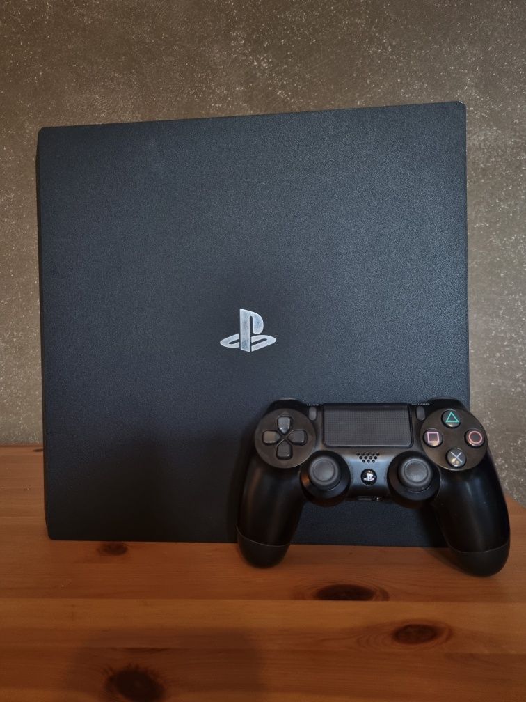 Playstation 4 PRO 1TB Stan idealny