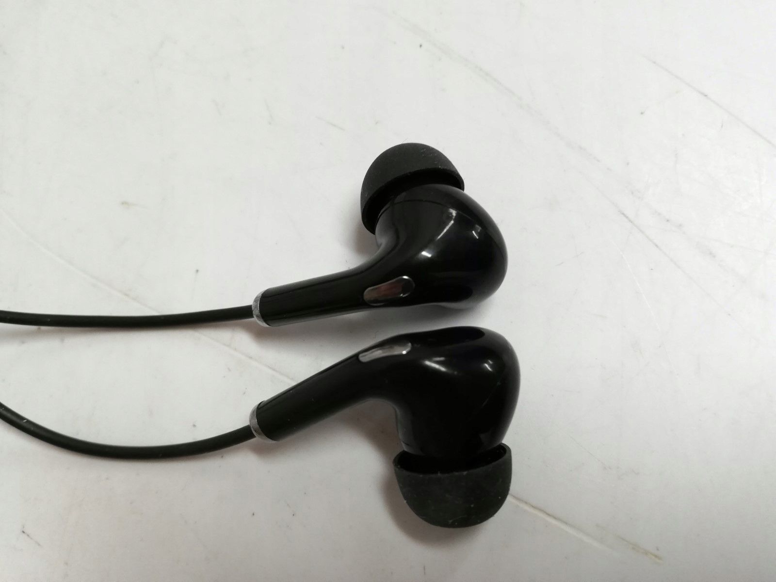 Sportowe Słuchawki Bezprzewodowe Z Mikrofonem Bluetooth