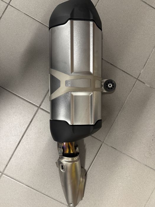 Ponteira de Escape para BMW GS/GSA 1200 ou 1250 – Como Nova!