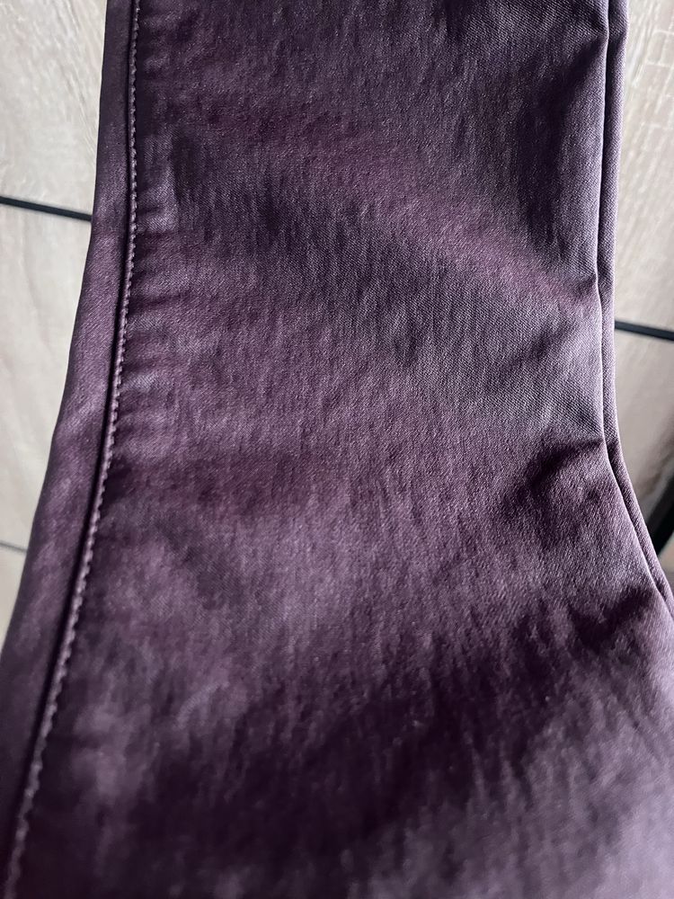 NOWE Woskowane spodnie burgundowe H&M r.38