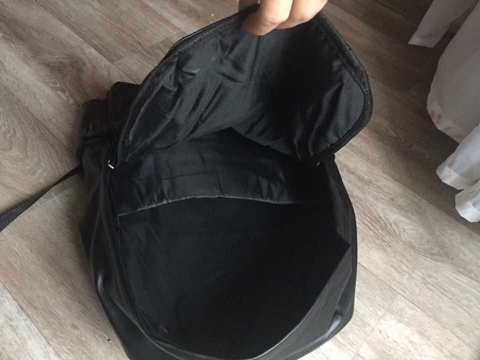 Классический городской рюкзак женский мужской черный коричневый