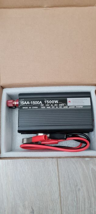 Інвертор 12/220в 1500вт