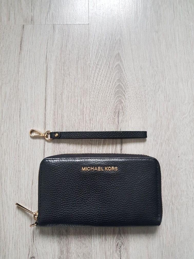 Portfel Michael Kors z uchwytem do ręki