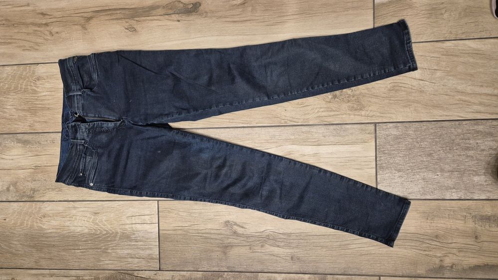 Spodnie dzinsowe Bonita