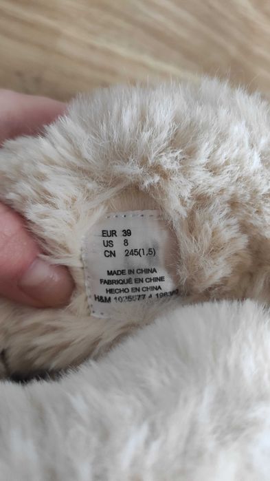 Futrzane śniegowce buty H&M
