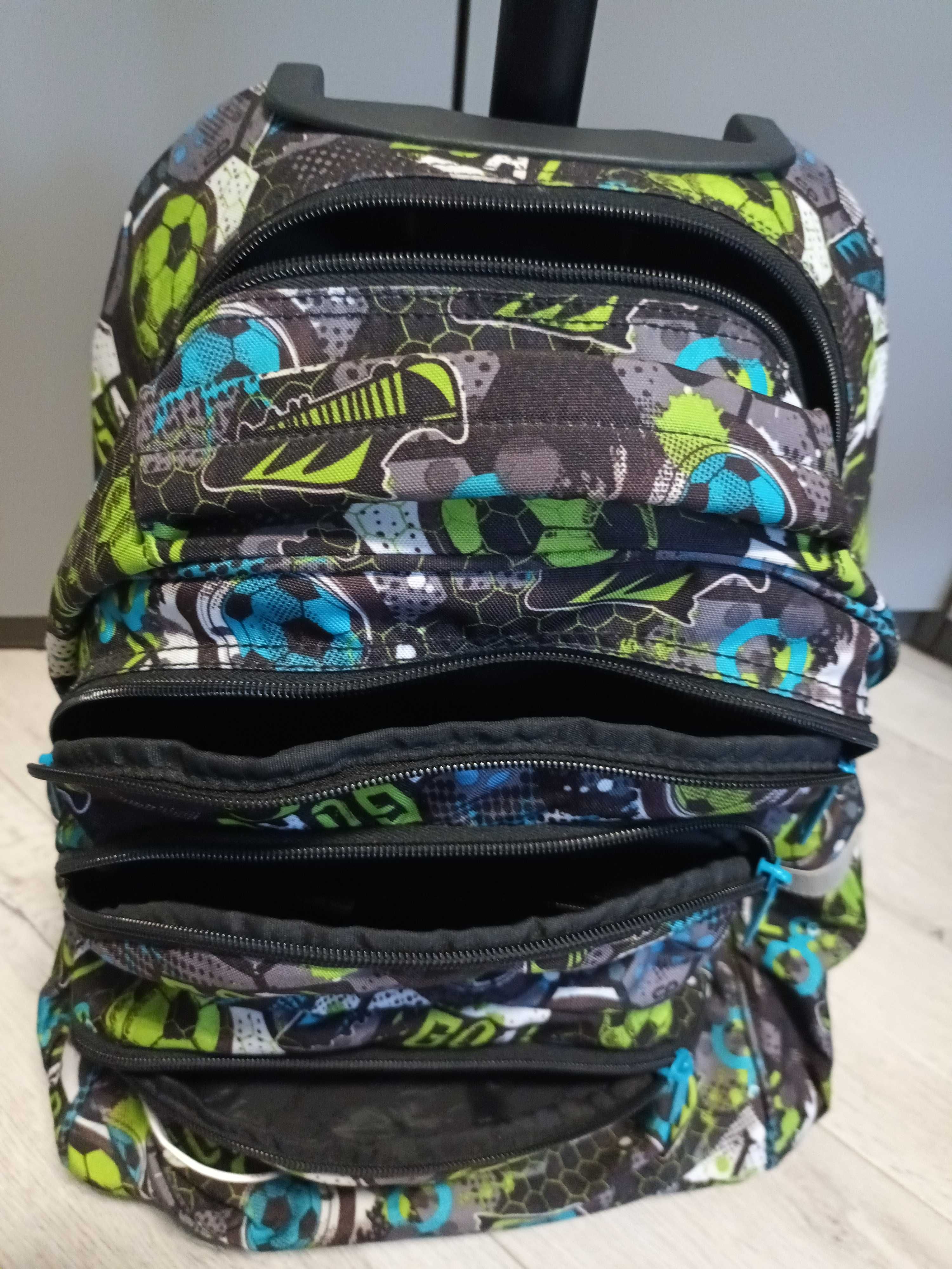 Plecak CoolPack na kółeczkach z teleskopową rączką