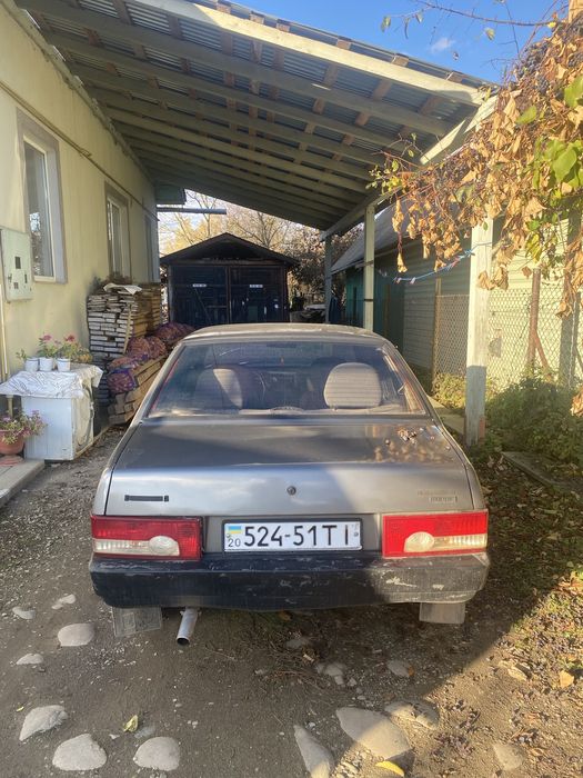 Ваз Лада 2199.