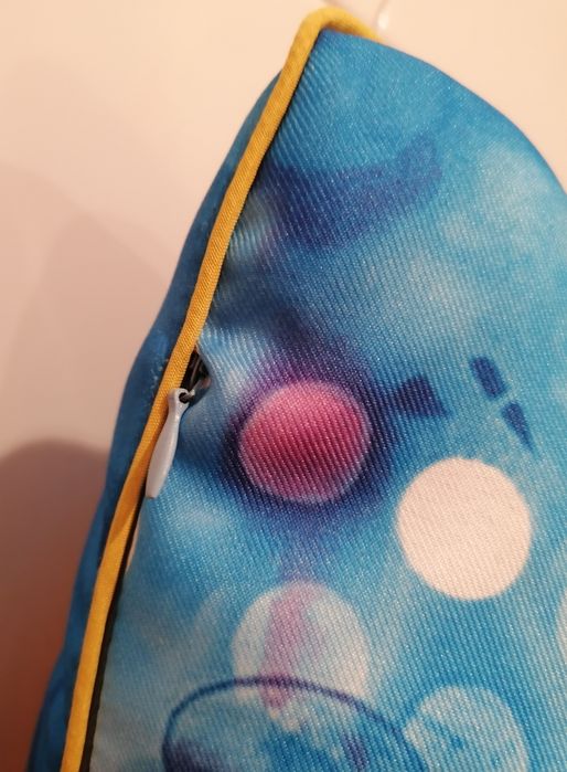 Capa e almofada da Hannah Montana