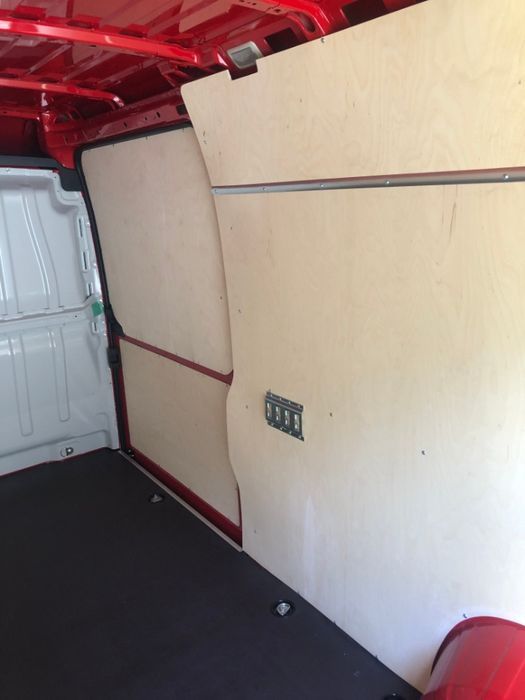 Zabudowa busa Citroen Jumper L1H1