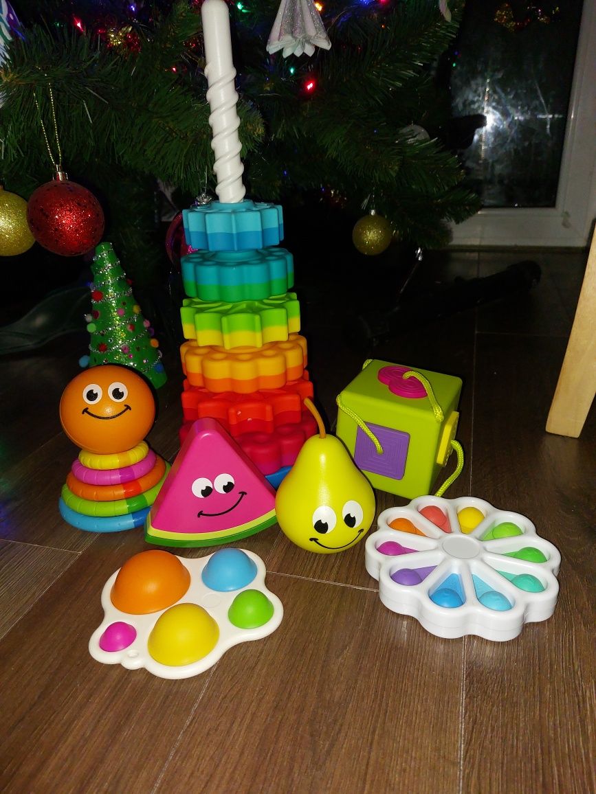 Fat brain toys duży zestaw zabawek zakręcona wieża sorter owoce