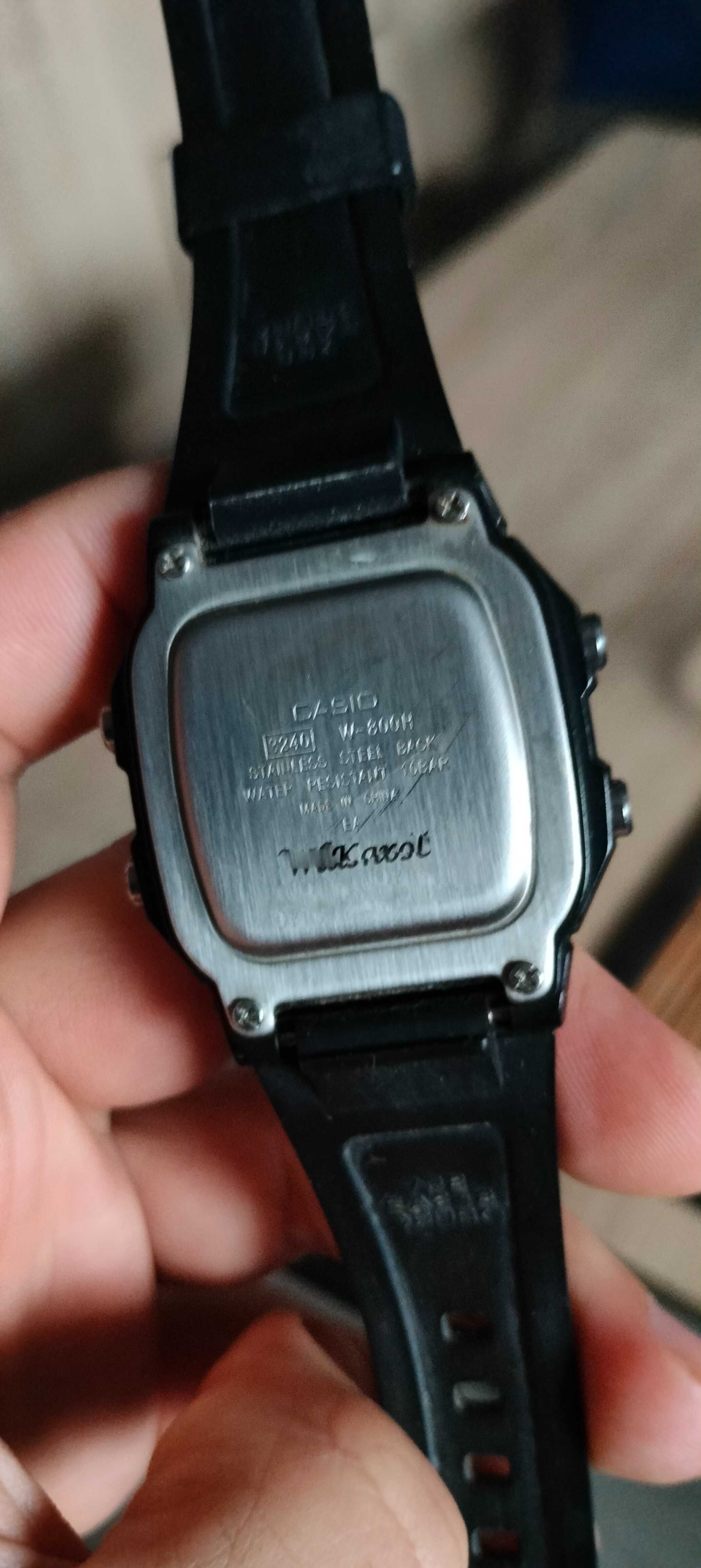 Kultowy zegarek CASIO W800-H