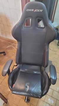 Fotel gamingowy DXRacer