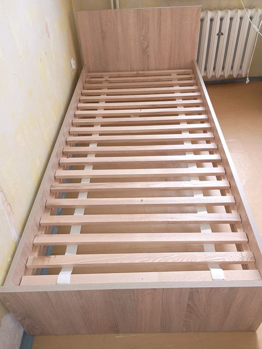 Łóżko pojedyncze