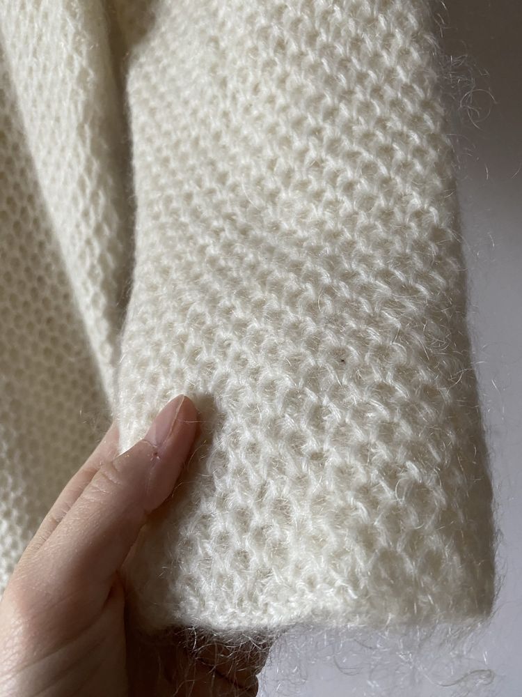 Welniany puszysty sweter zamki welna moher chmurka