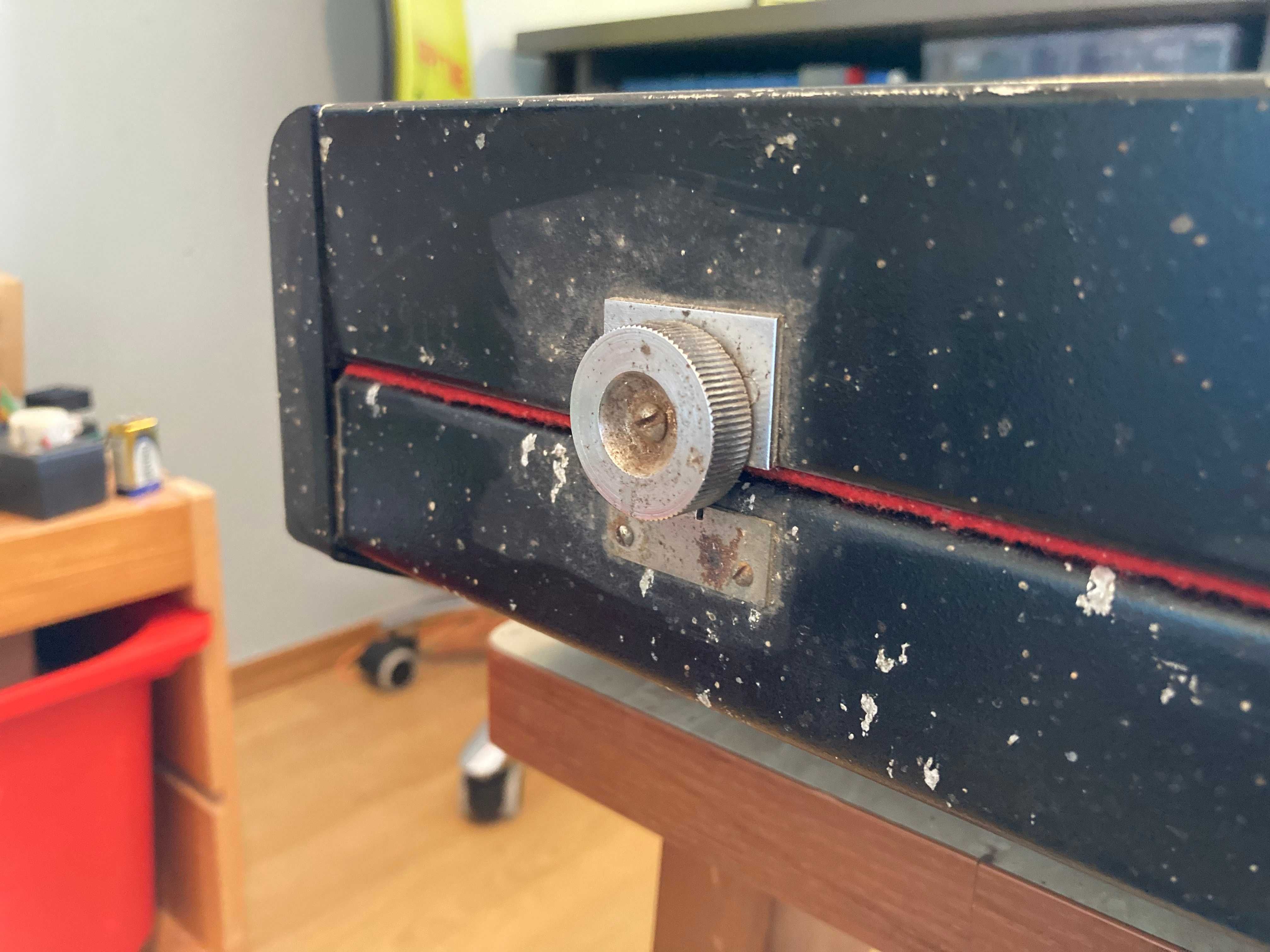 Analogowy syntezator polifoniczny ZSRR – Elektronika Venta EM-15