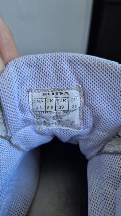 Демісезонні черевики MIDA