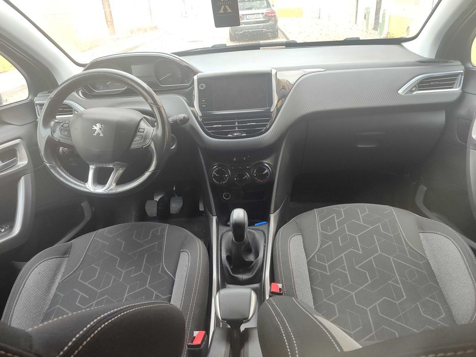 Peugeot 2008 1.2 PureTech Style COM GARANTIA