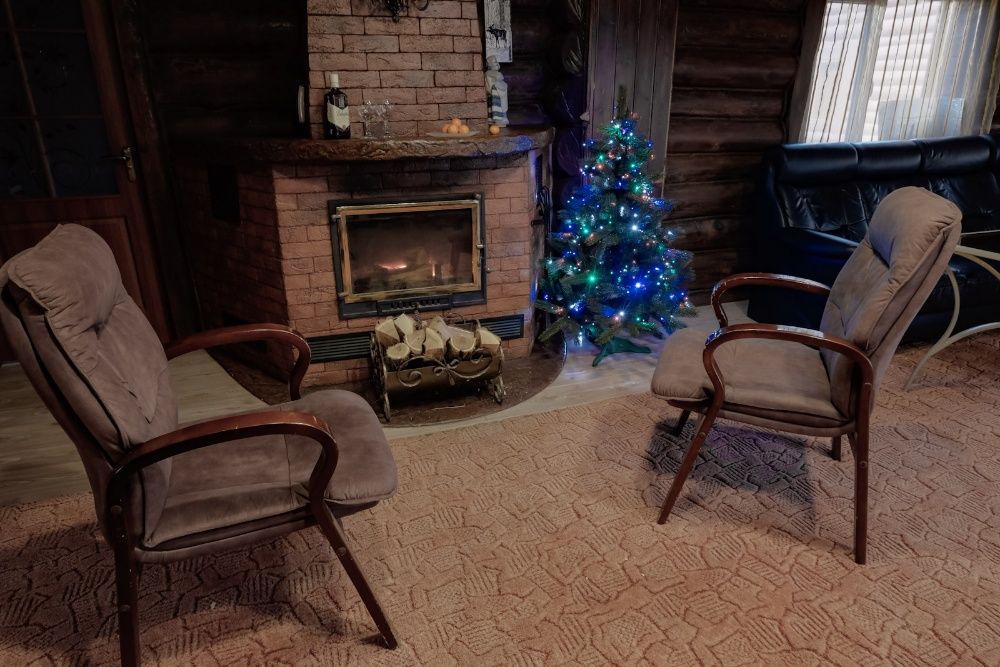 Оренда будинка дома с бассейном у реки с территорией посуточно у реки