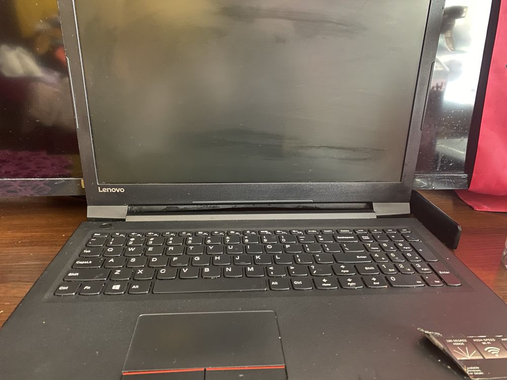 Laptop lenovo v110-15IAP 80 TG