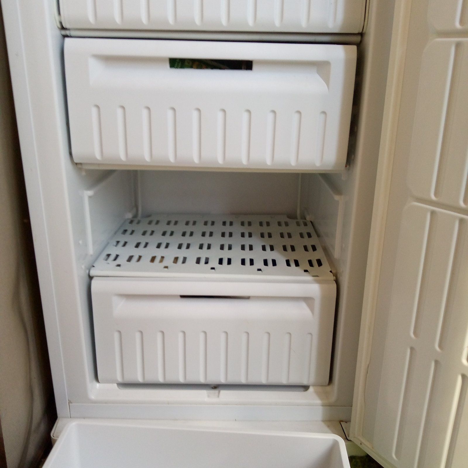 Морозильная камера Indesit
