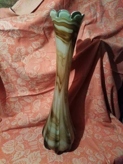 Напольная ваза (большая ваза) из цветного стекла