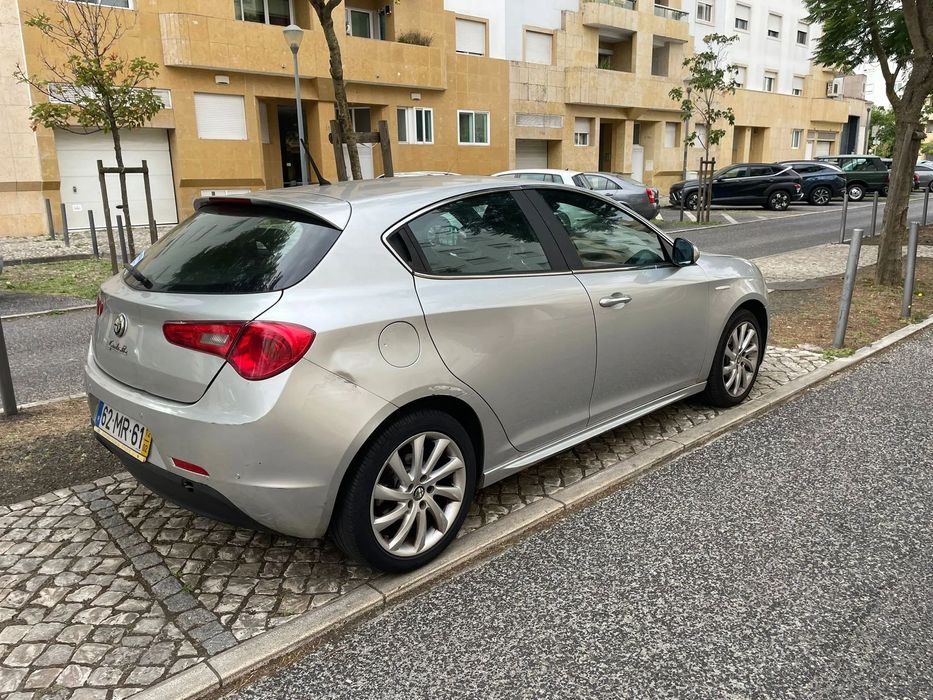 Alfa Romeo Giulietta 1.6 JTDm Distinctive