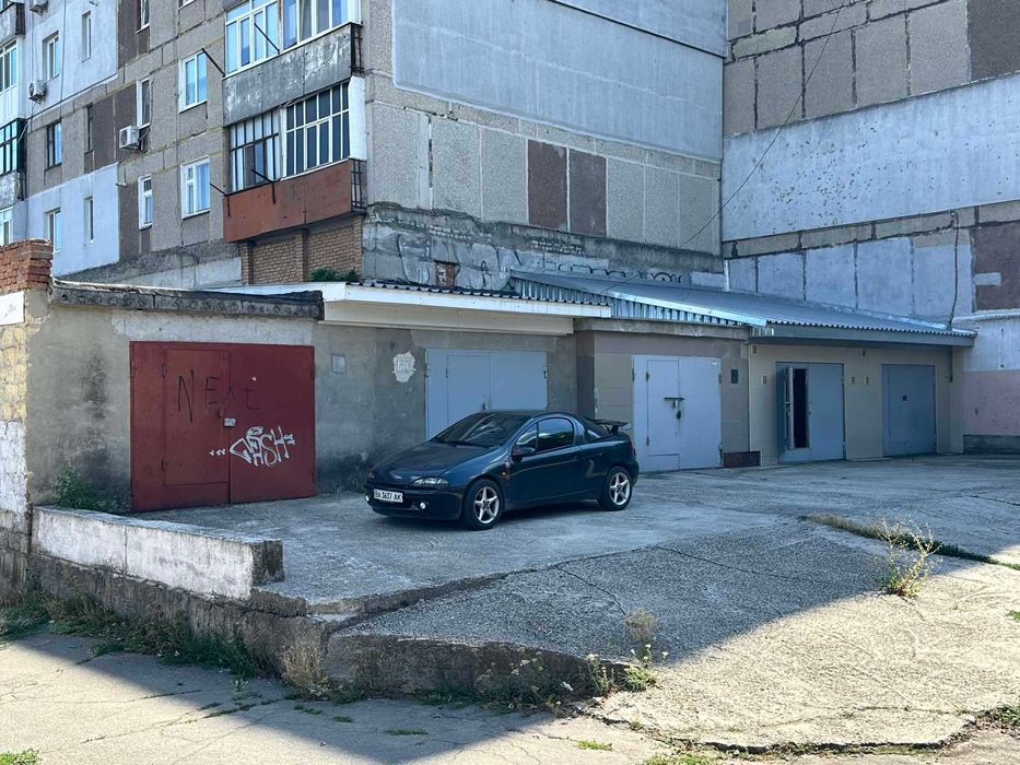Продам гараж в  Кропивницькому