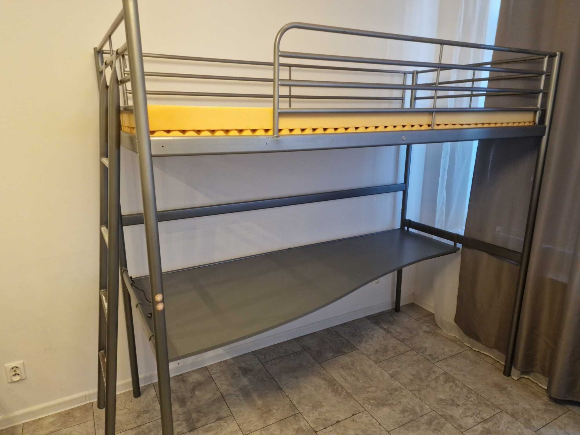 Sprzedam łóżko z biurkiem Ikea