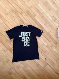 Koszulka Nike dla chłopca roz.147-158