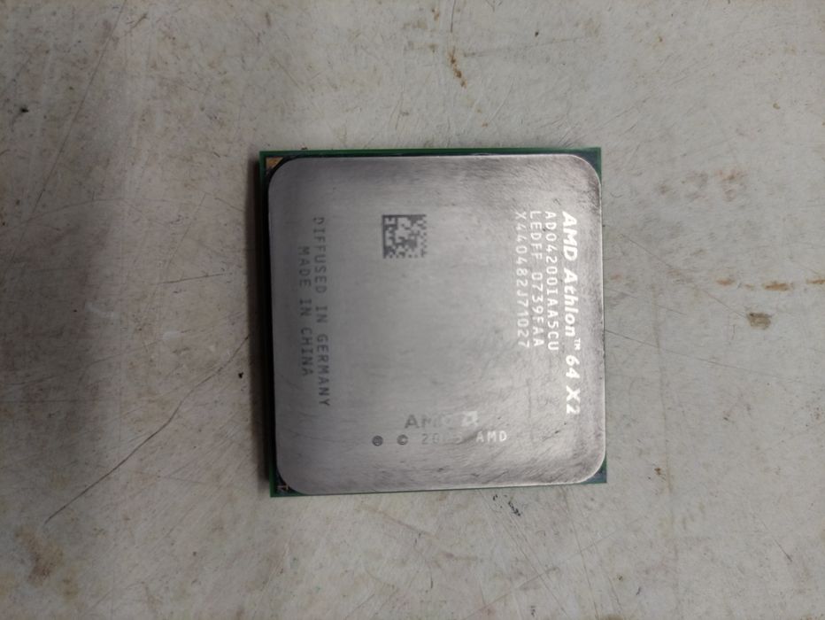 AMD Athlon 64X2 4200+ (2200 МГц)и athlon 2 Х 250(3000)