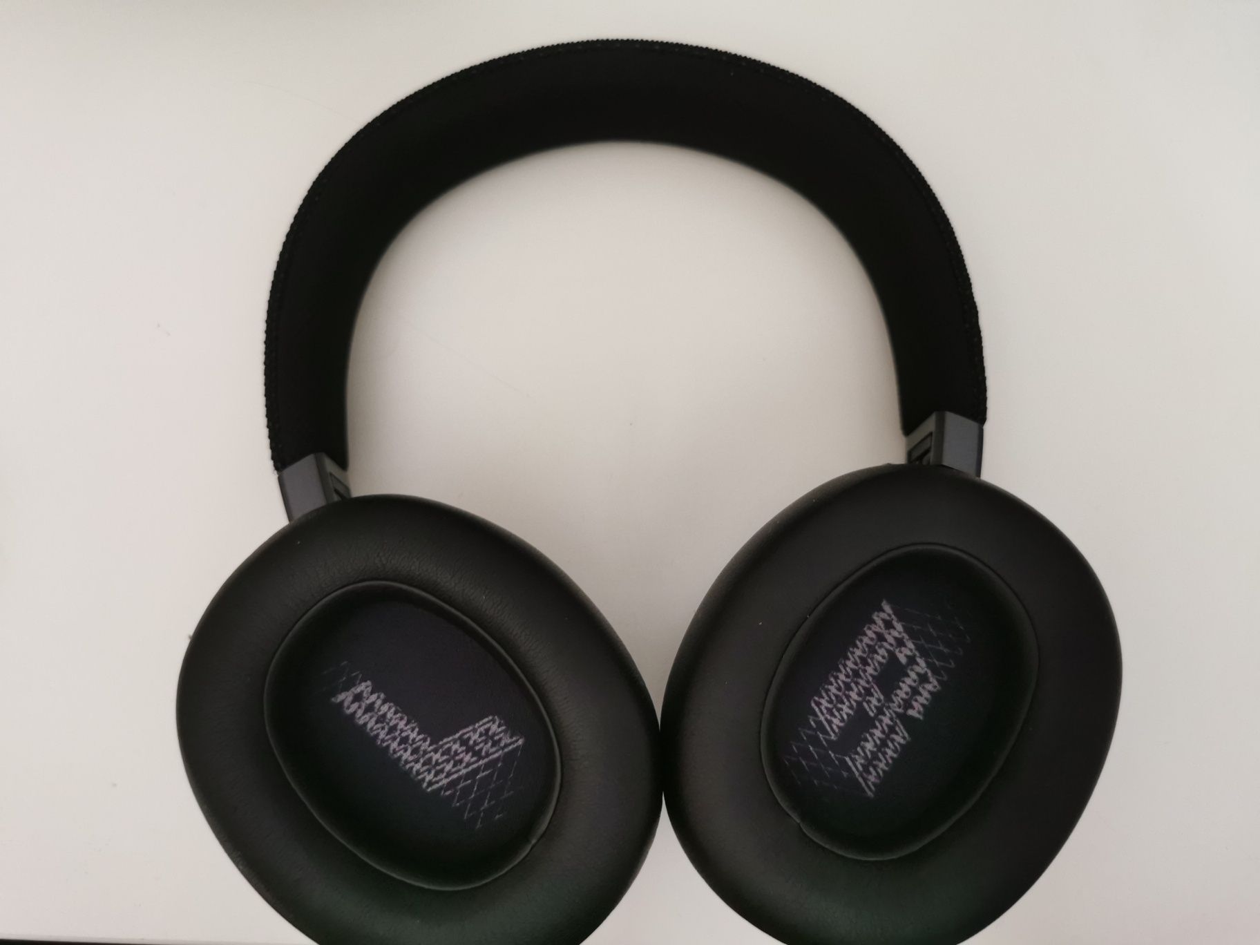 Headphones Jbl Live 660 nc