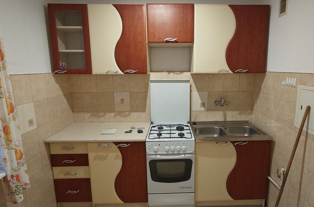 Zestaw mebli kuchennych