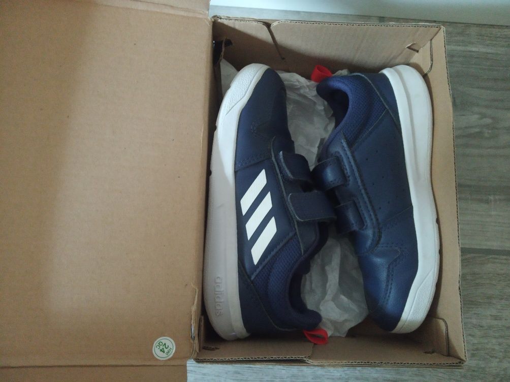 Buty Adidas rozmiar 27