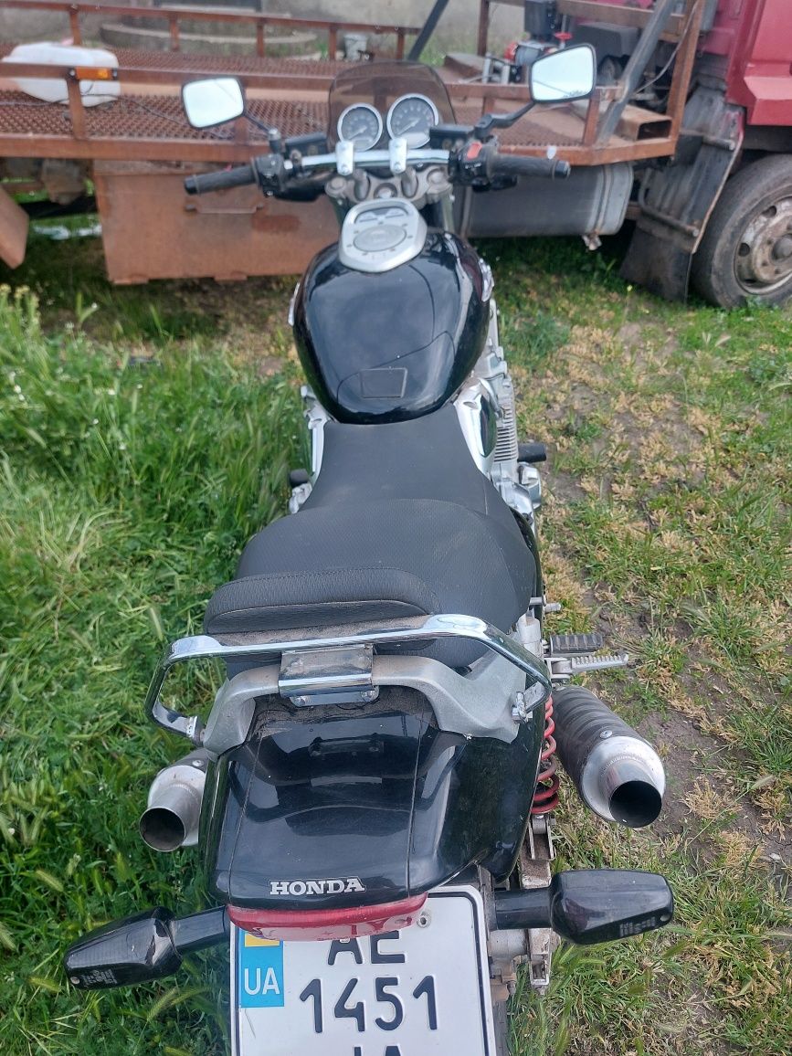 Продам мото хонда х4